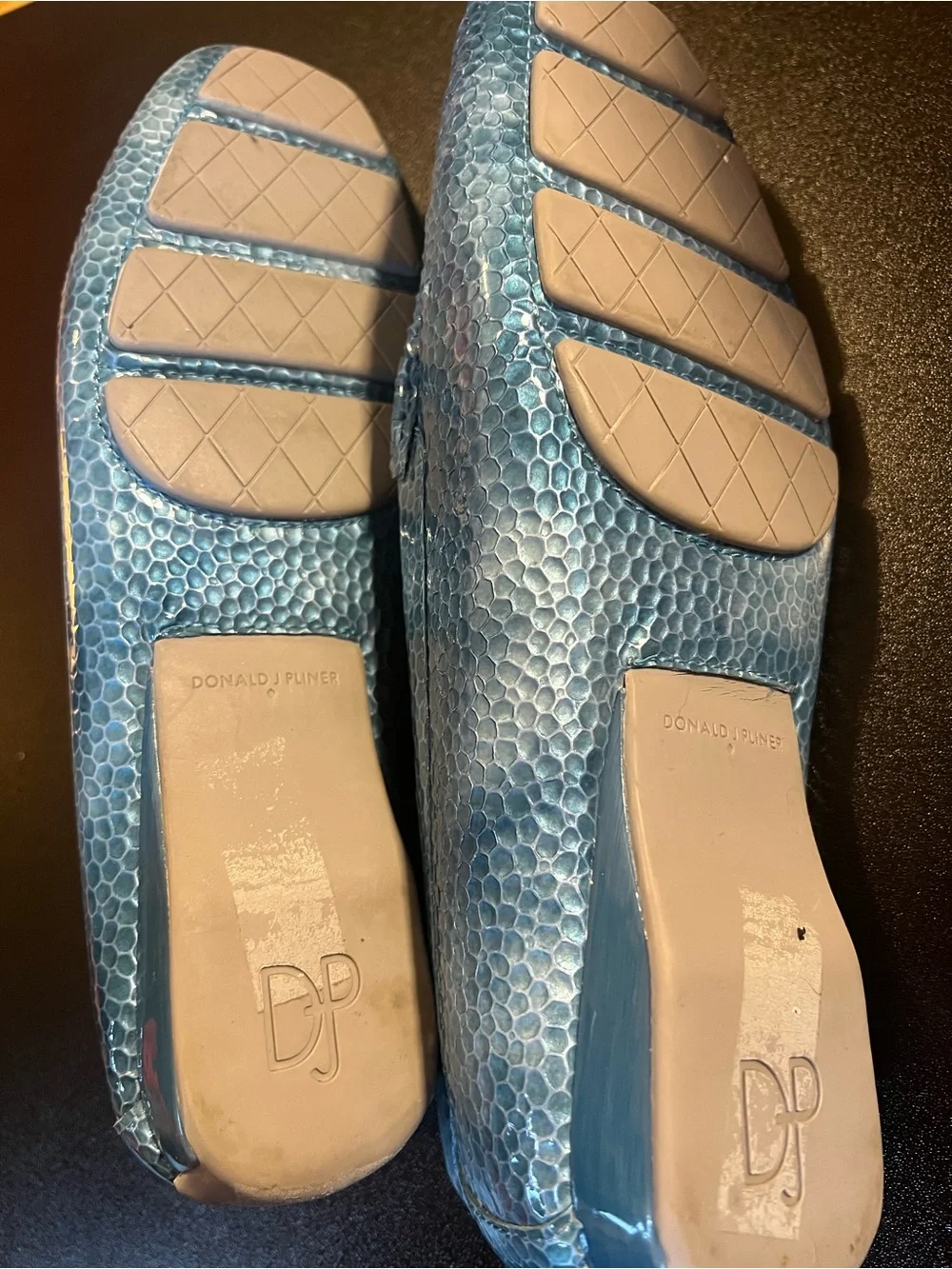 🐝 Donald J Pliner Sky Blue Honeycomb Embossed Horsebit Loafers 8.5